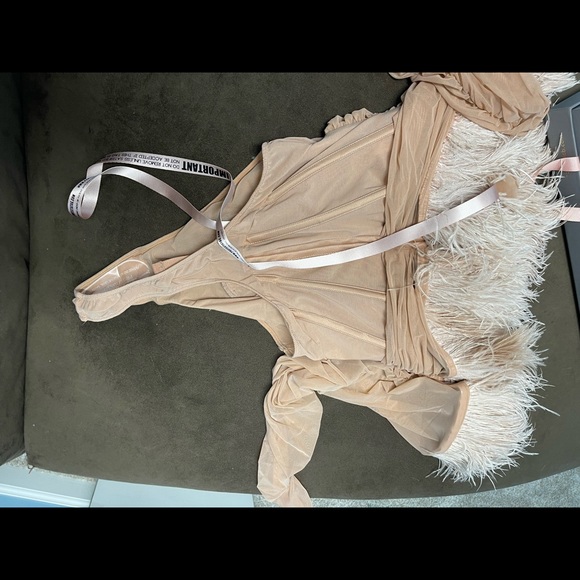 House of CB bodysuit “Faith” NWT Never worn! Size Large. SOLD OUT - Picture 6 of 9